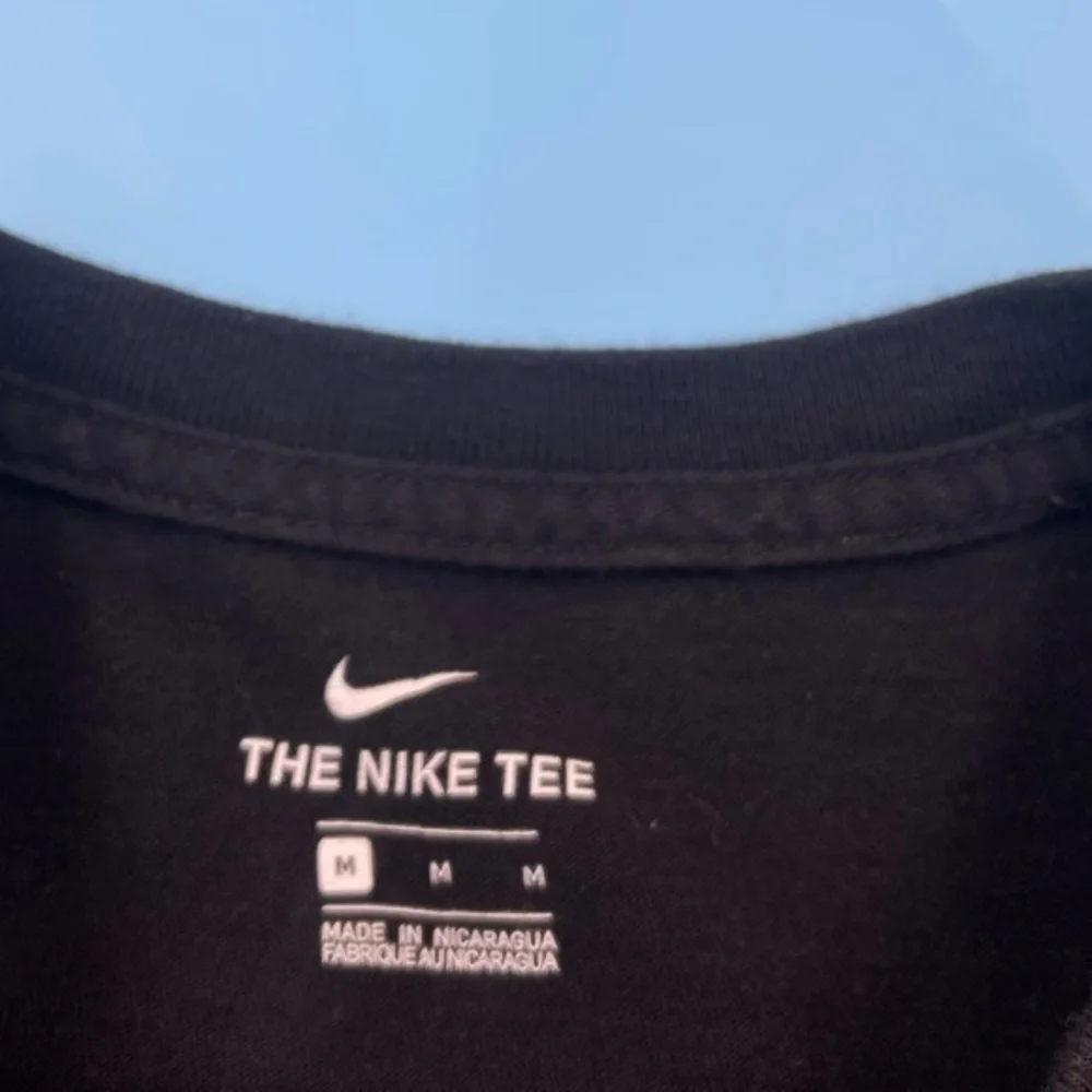 NIKE Air Graphic Tee